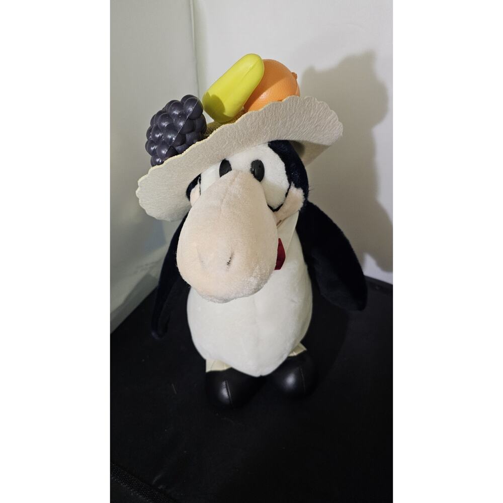1987 Opus Goes to Rio Plush – Dakin – With Fruit Hat & Original